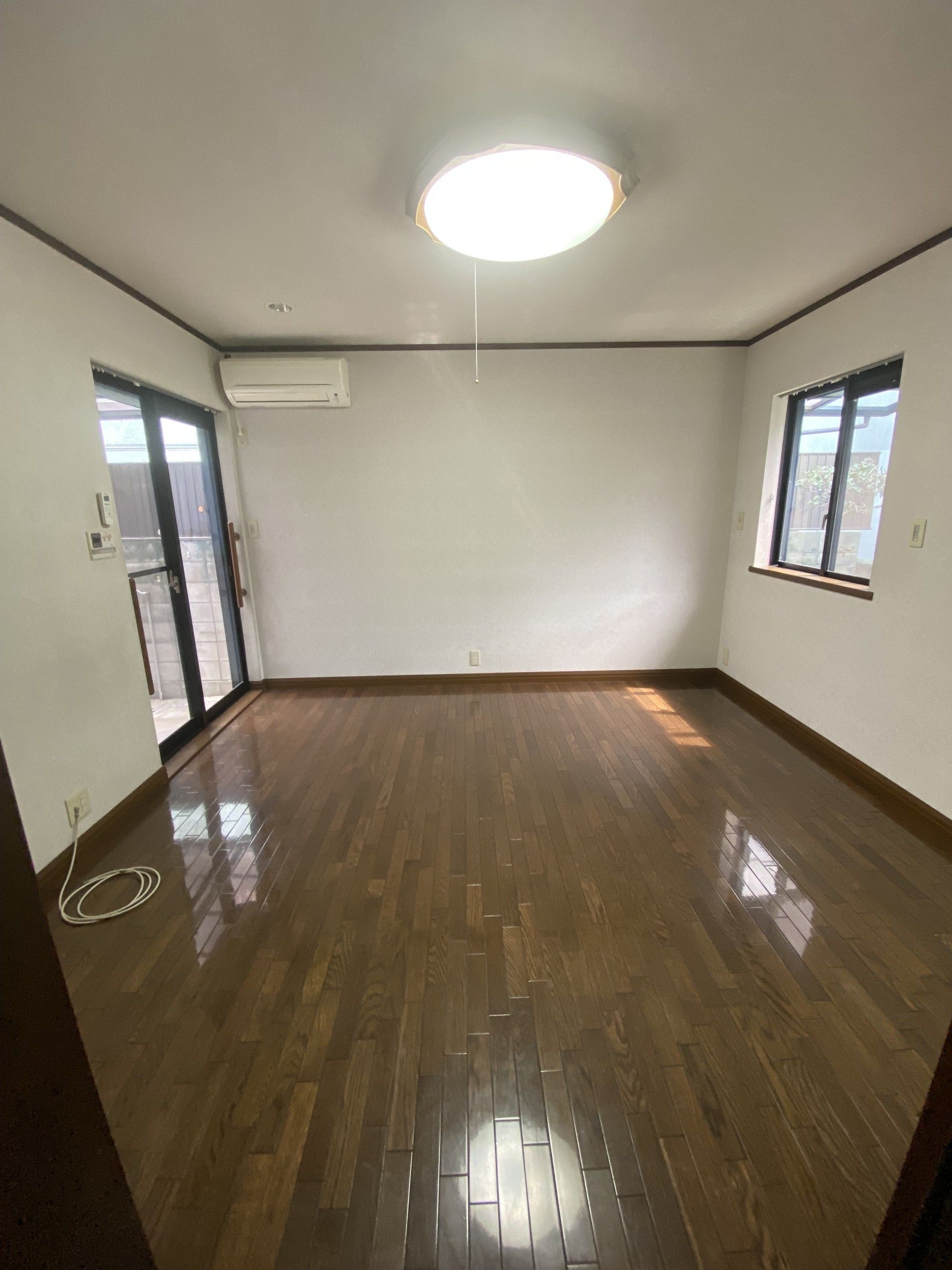 明るい部屋の様子