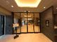 広々としたエントランスホール
