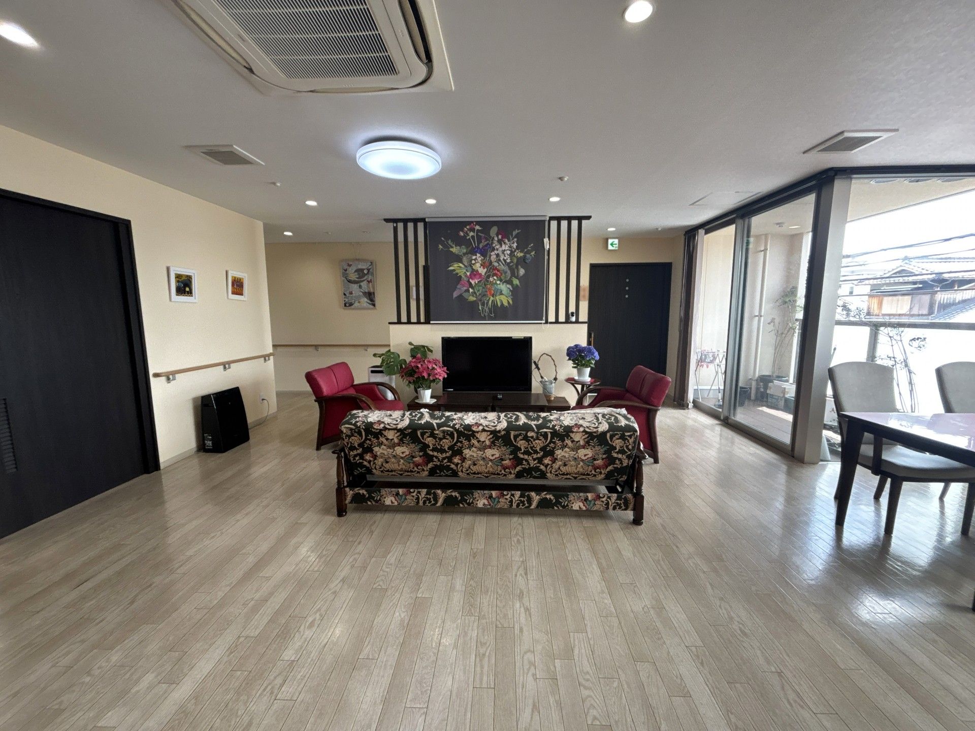 くつろぎのリビングルーム