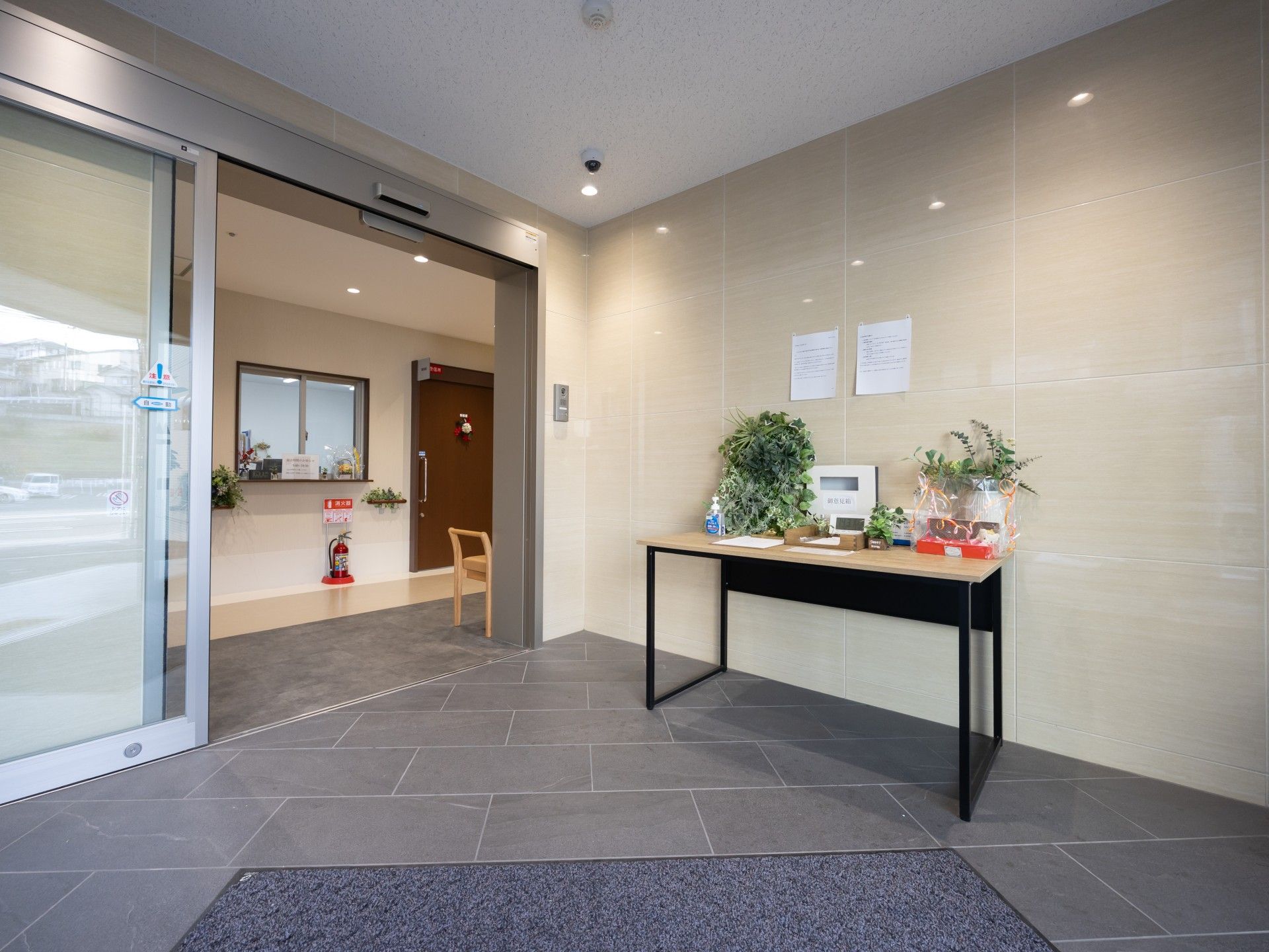 明るいエントランス