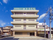 落ち着いた外観の建物