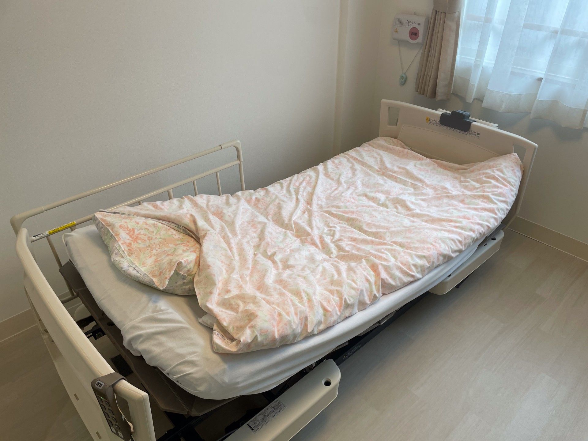 快適なベッドの部屋
