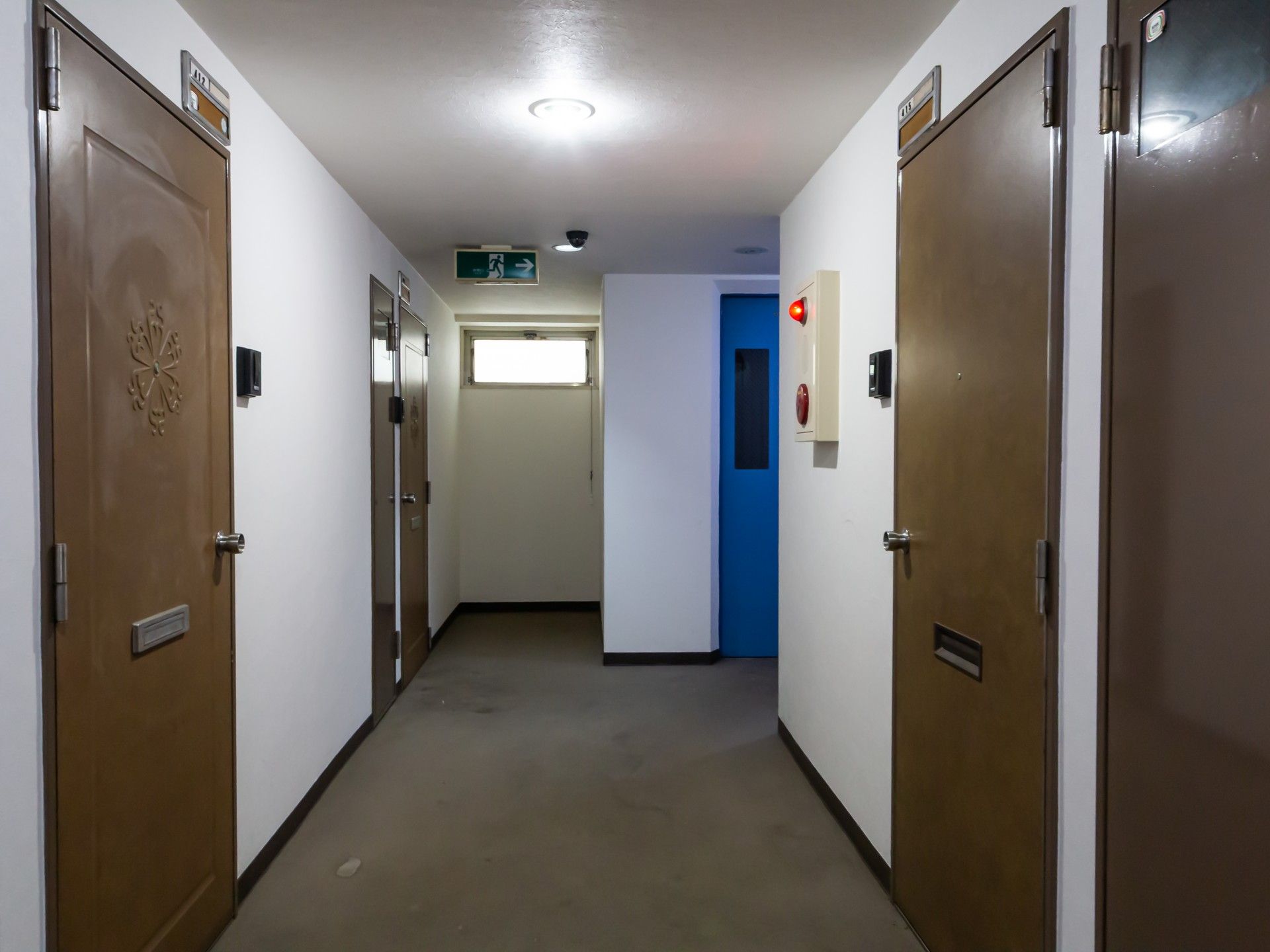 落ち着いた廊下