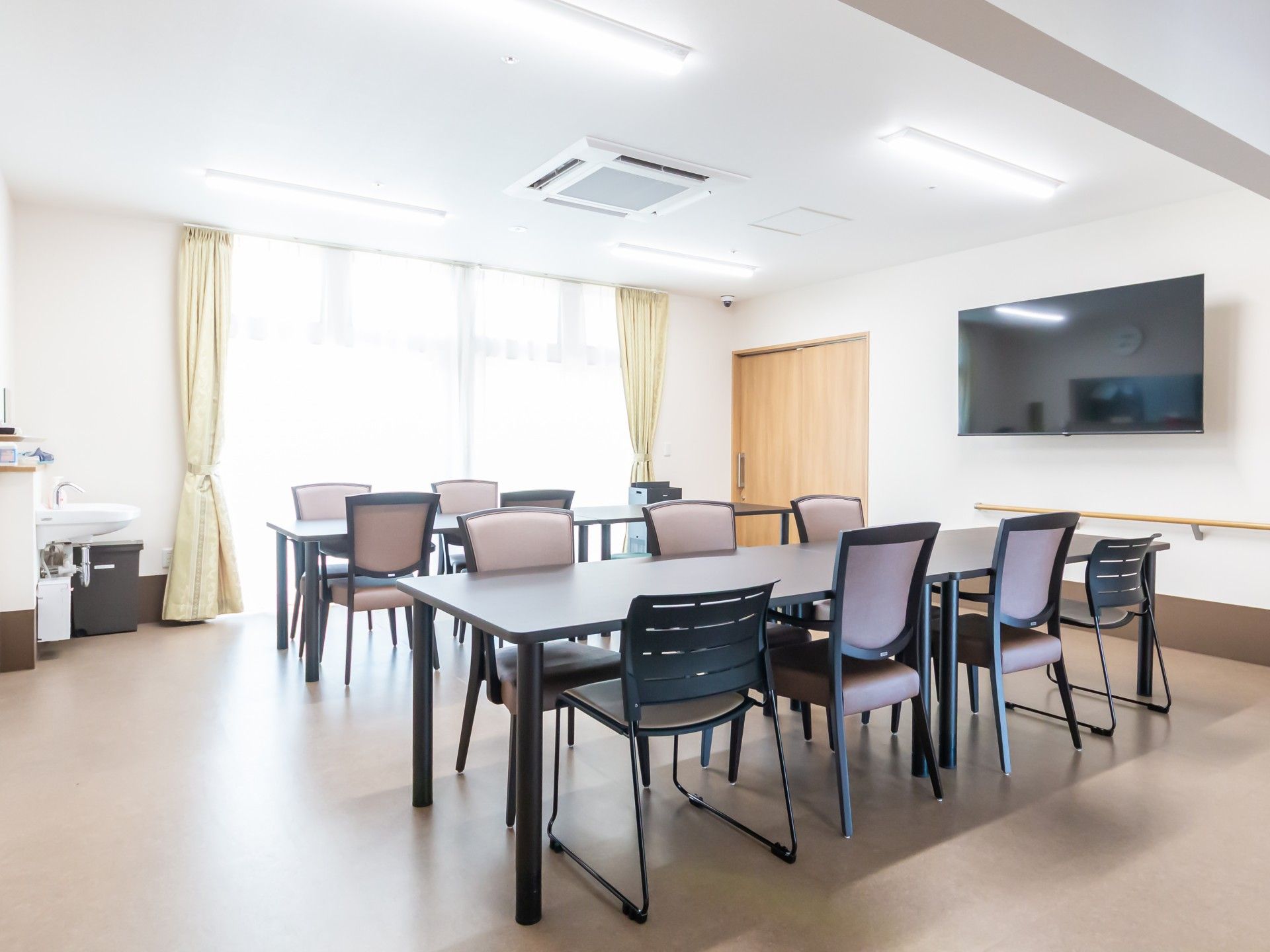 明るい共有スペース