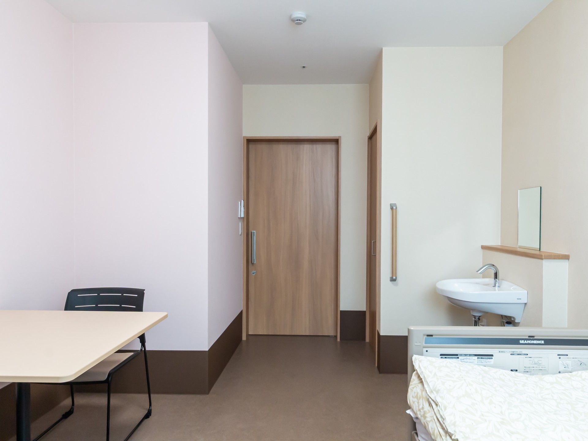 落ち着いた個室の一角