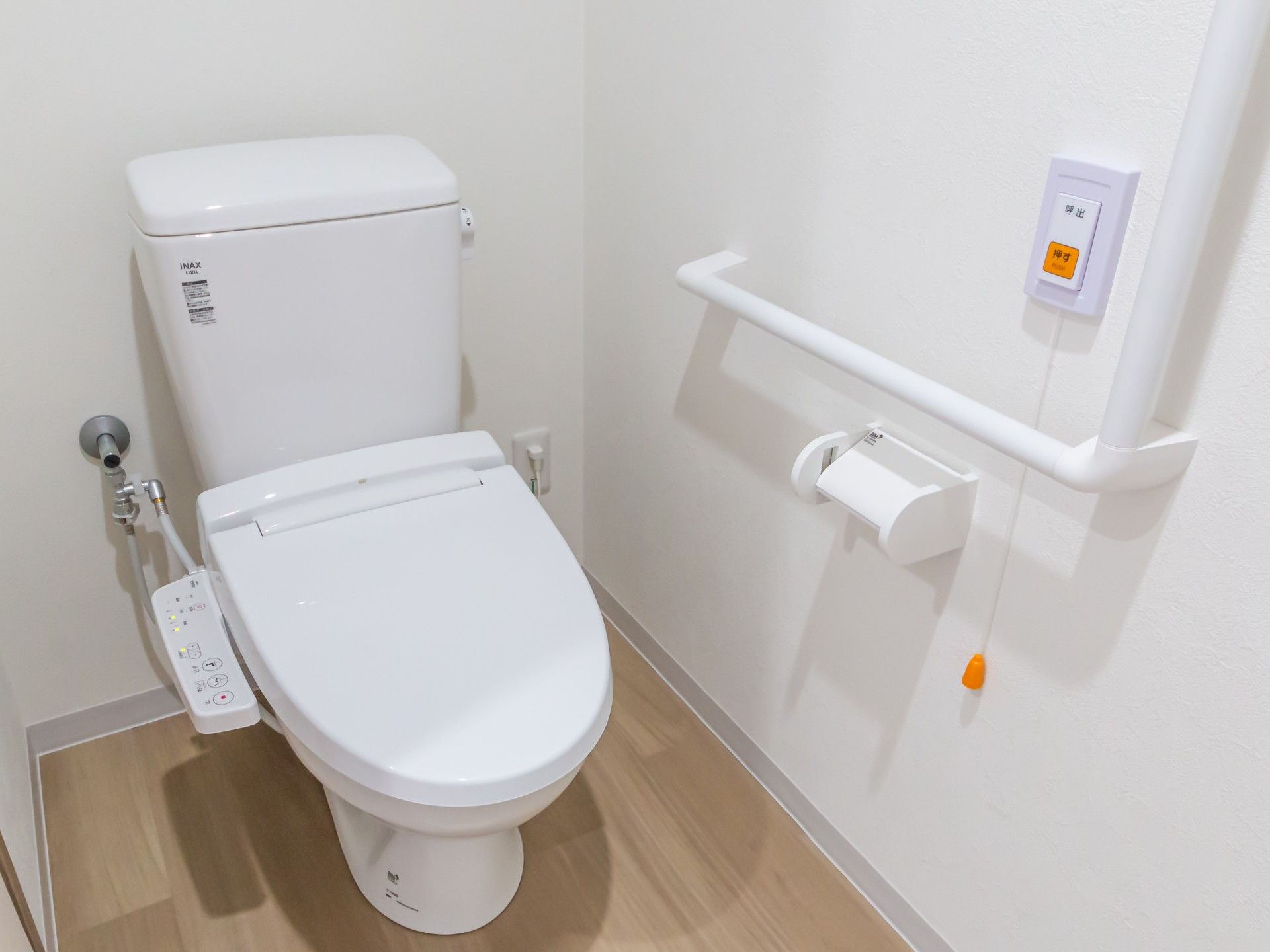安全に配慮した設備のトイレ