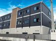 三階建ての建物外観