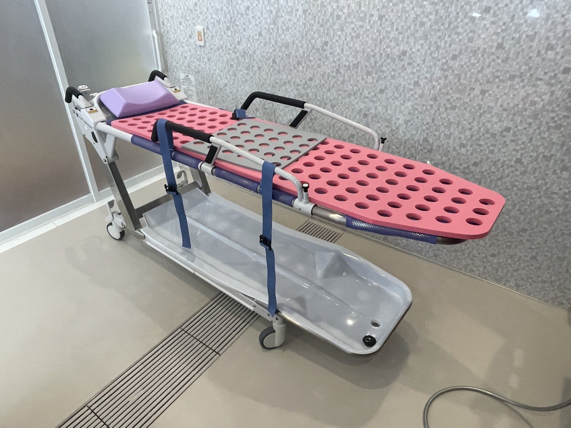 入浴用ストレッチャー