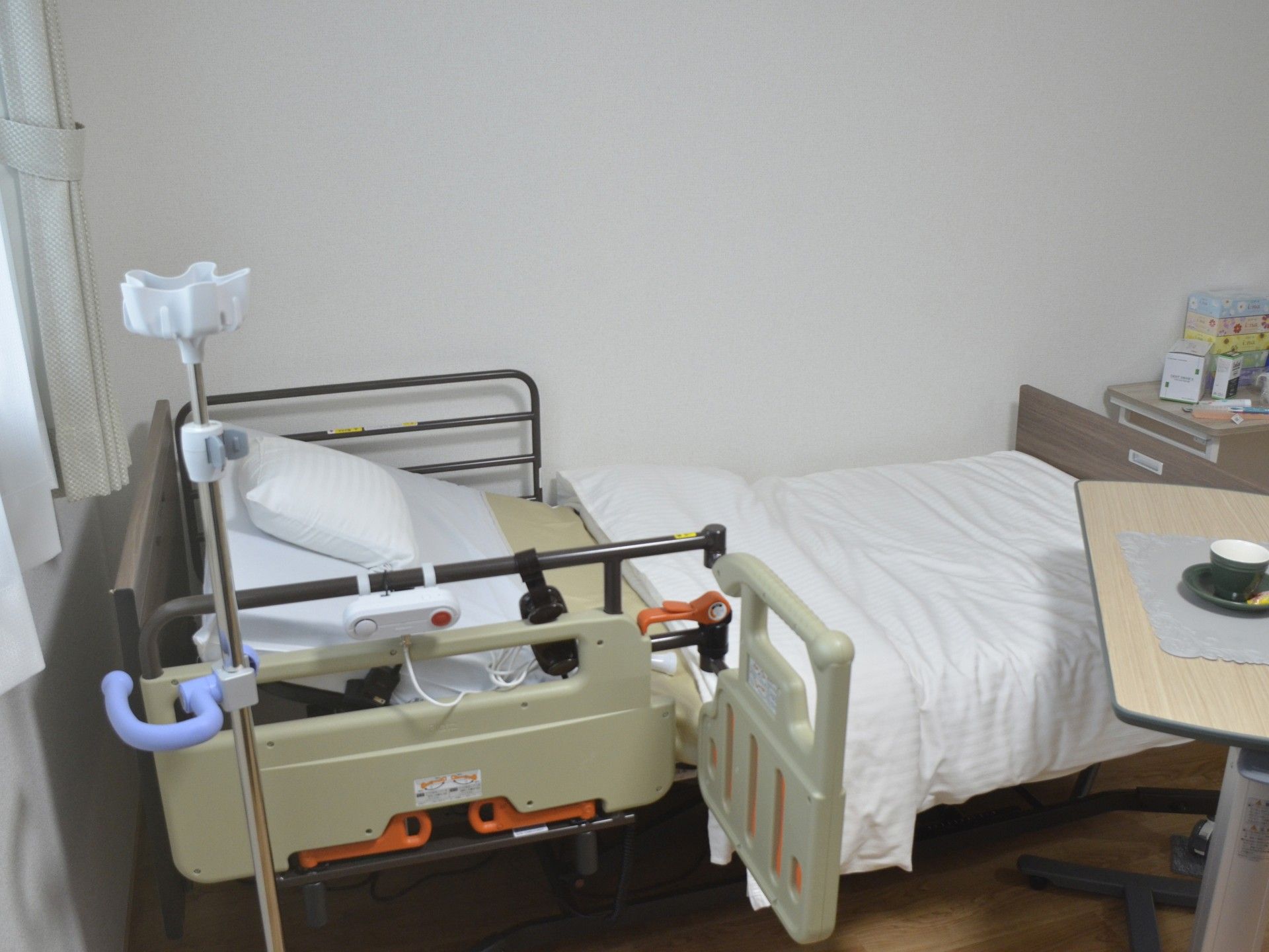 快適なベッドの部屋