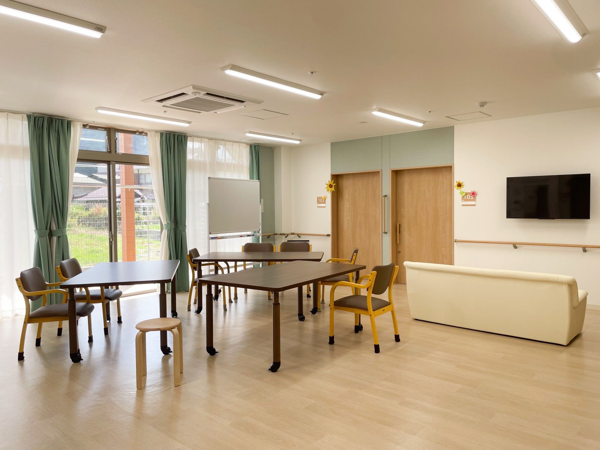 明るい共有スペース