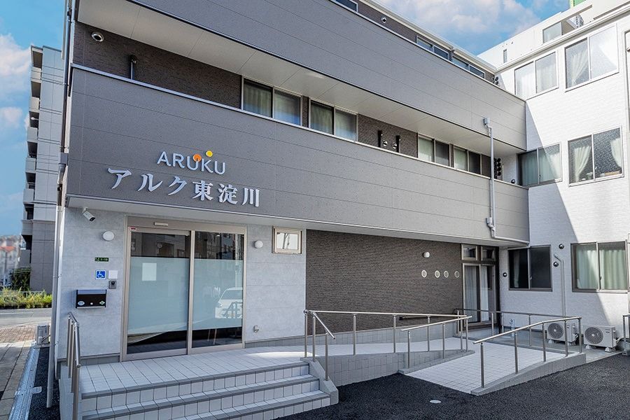 エントランスの外観