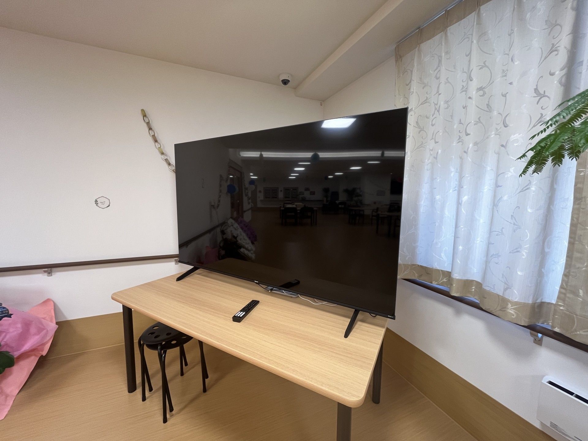 大きなテレビのある部屋