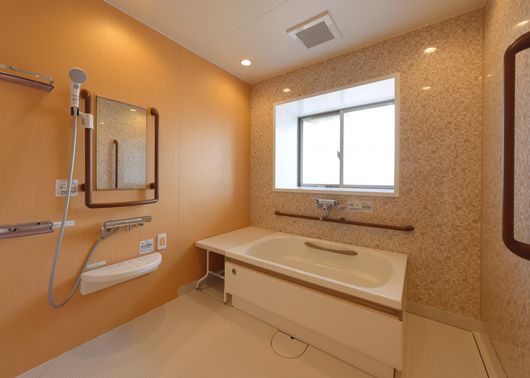 各階に2つの個人浴室を完備。プライベートな入浴時間を確保しています。