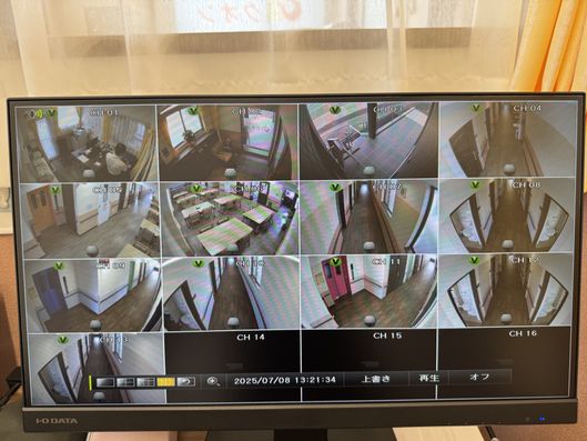 セキュリティ強化：監視カメラ設置