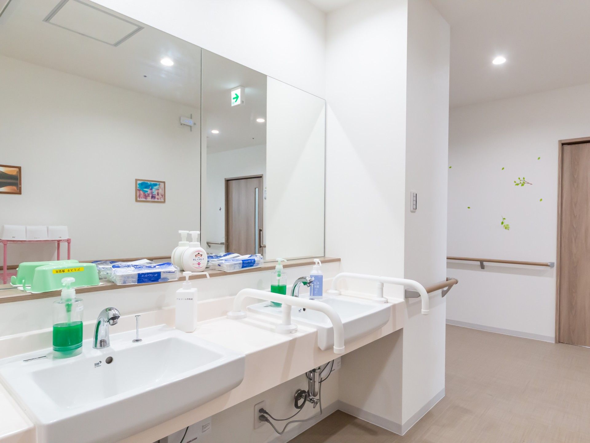 清潔な洗面スペース