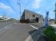 広々とした建物の外観