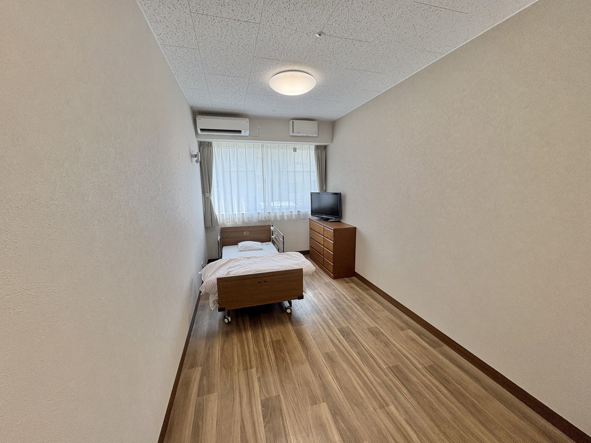 シンプルな個室