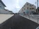 広々とした施設の外観