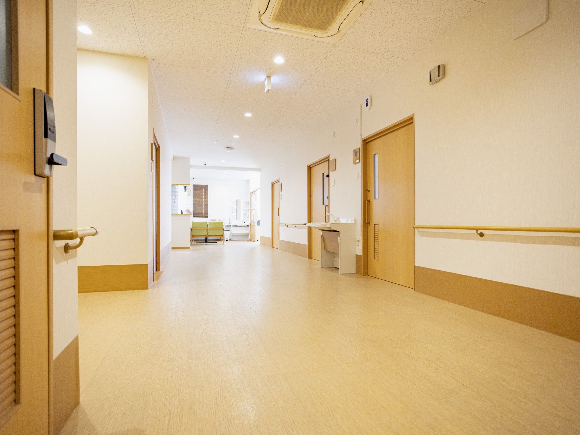 明るい廊下