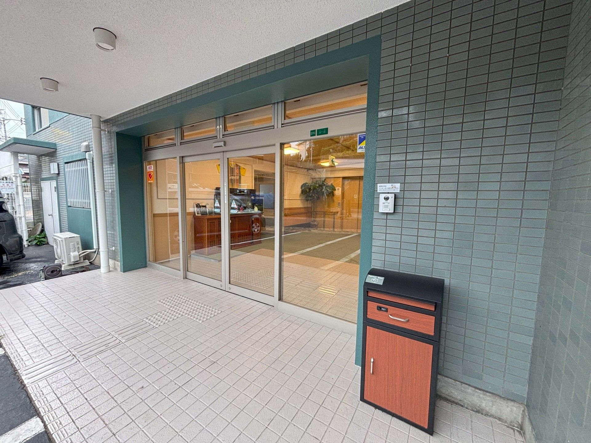 広いエントランス