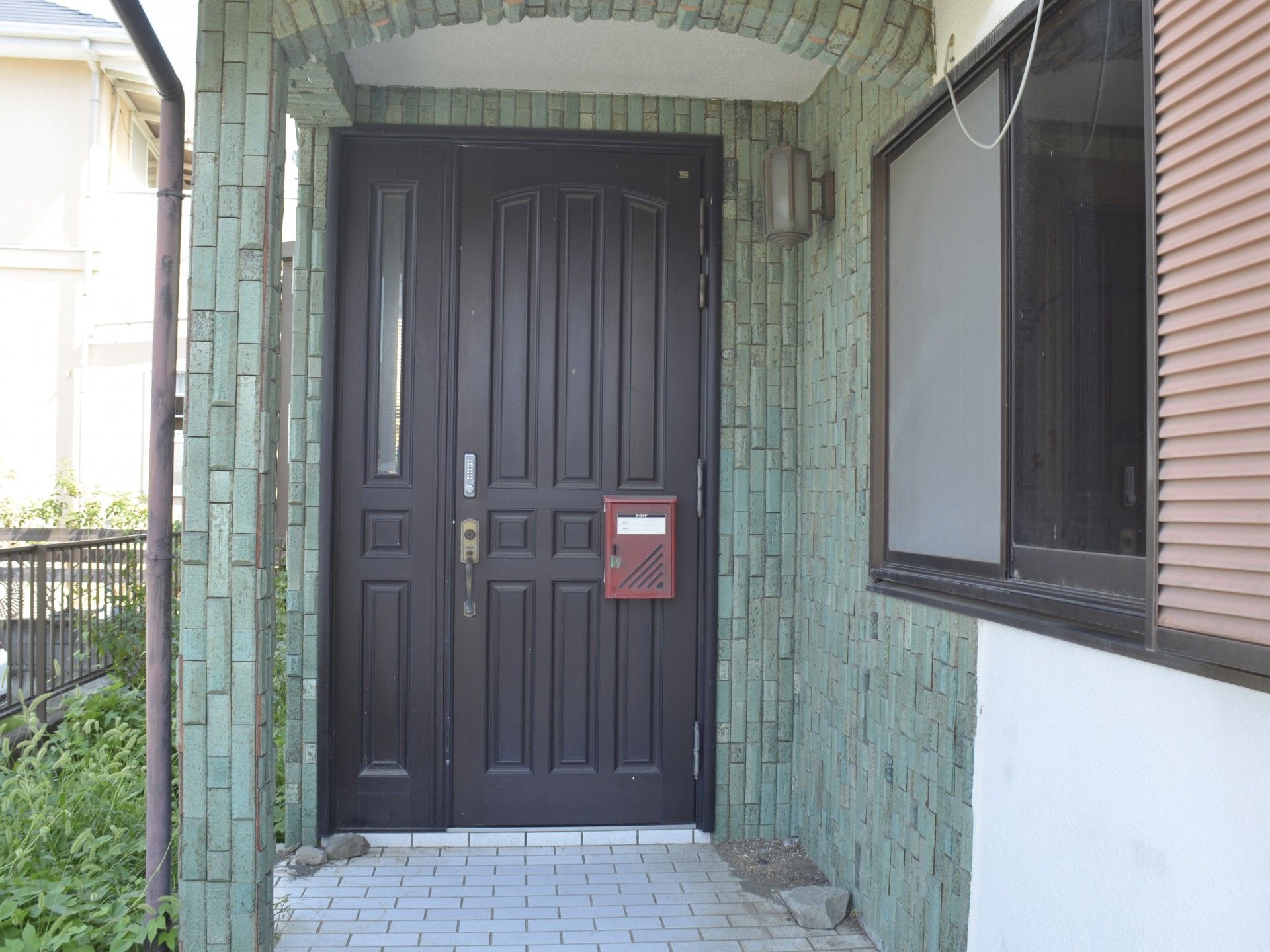 落ち着いた玄関