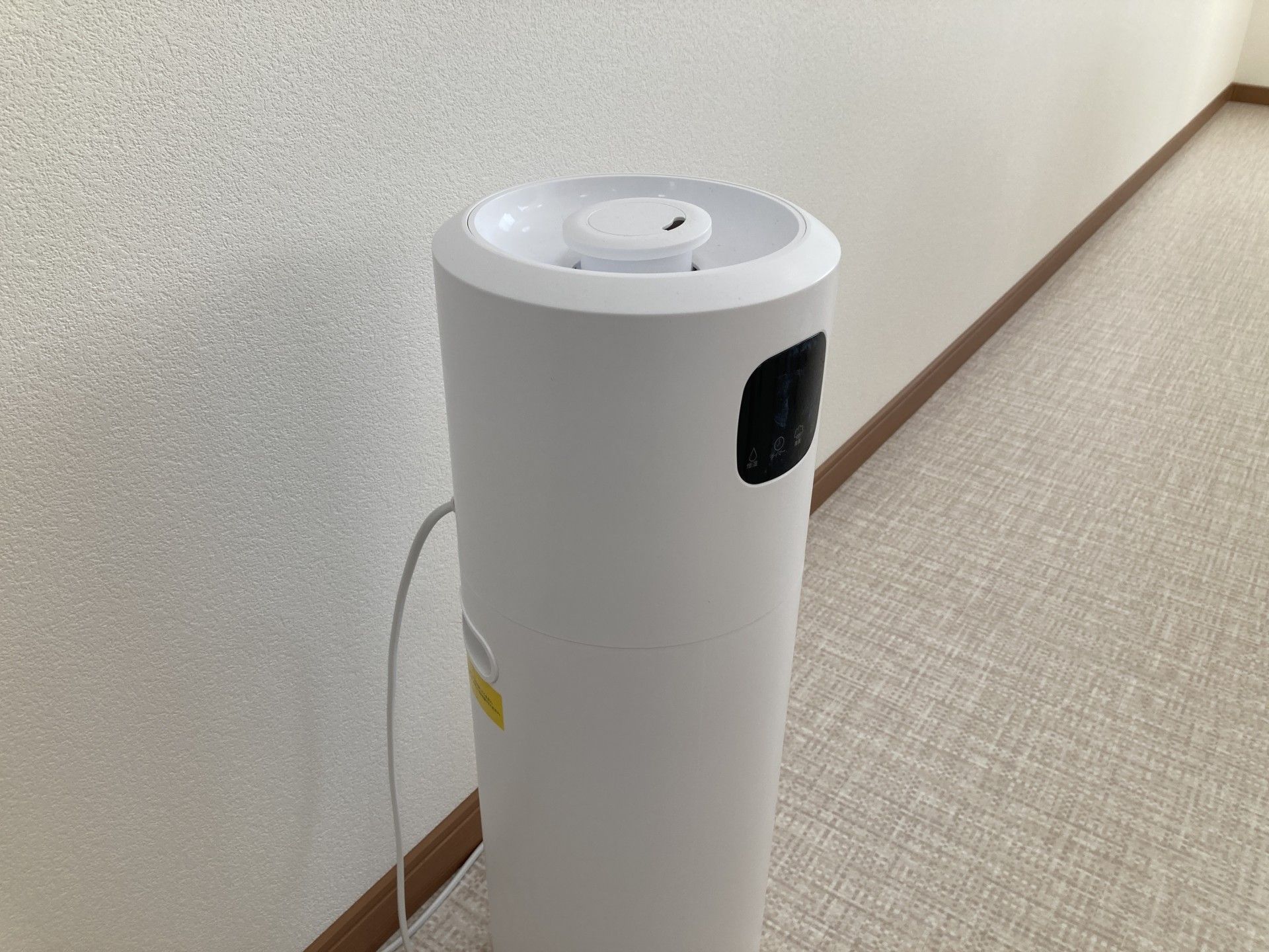 廊下の空気清浄機