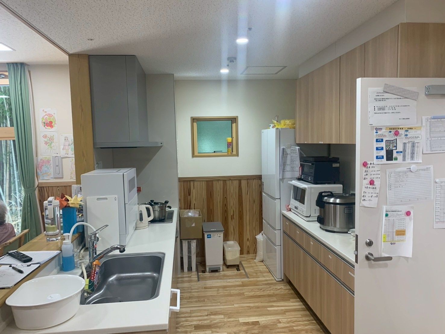 調理器具が揃ったキッチン