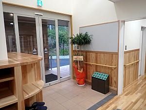 明るいエントランス