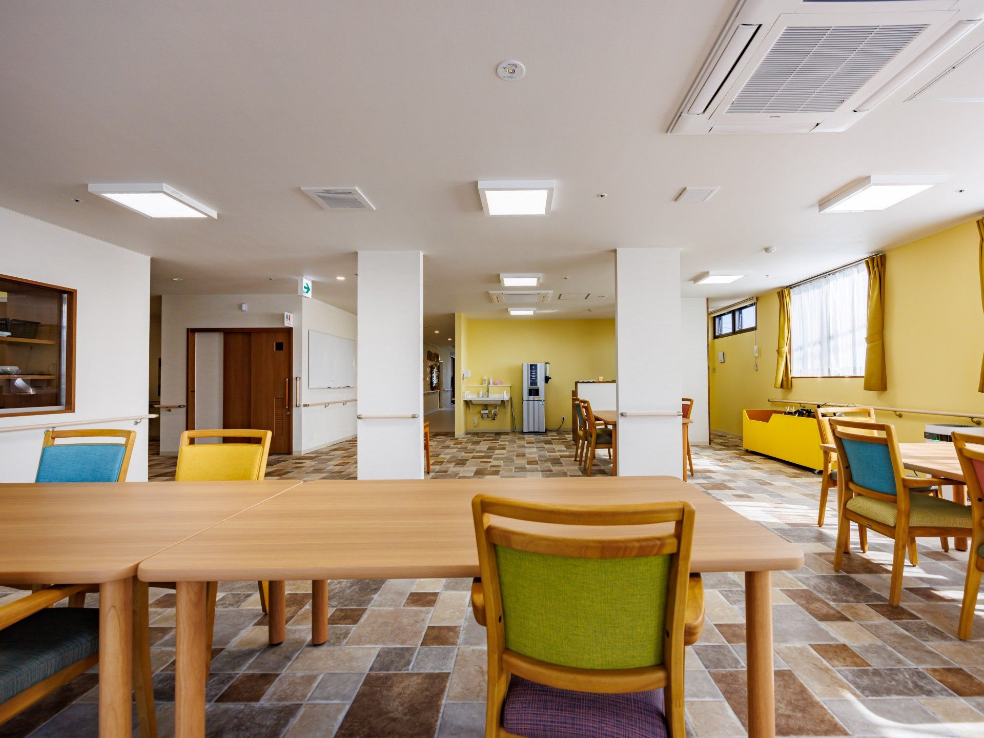 明るい共有スペース