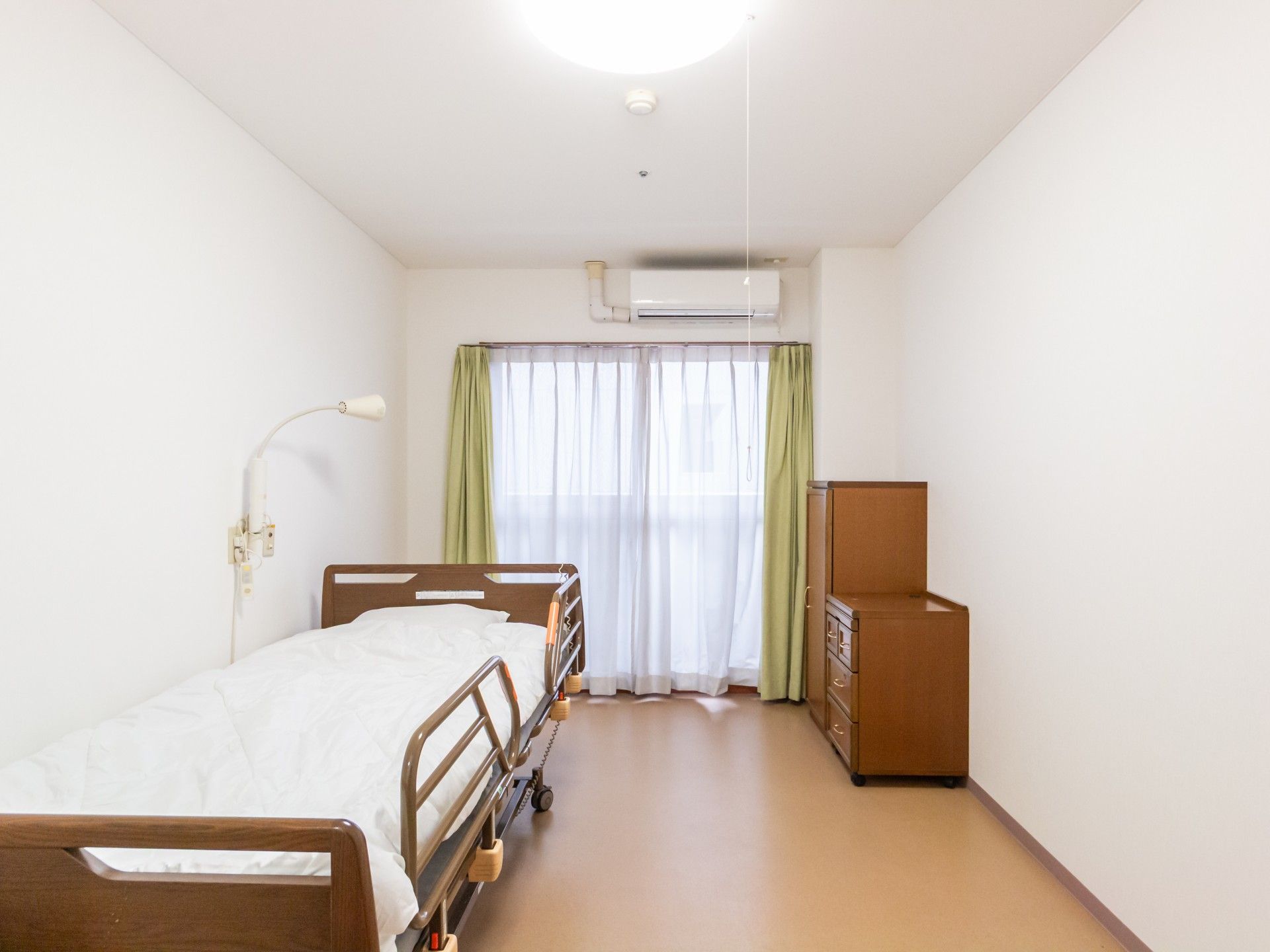 シンプルな個室