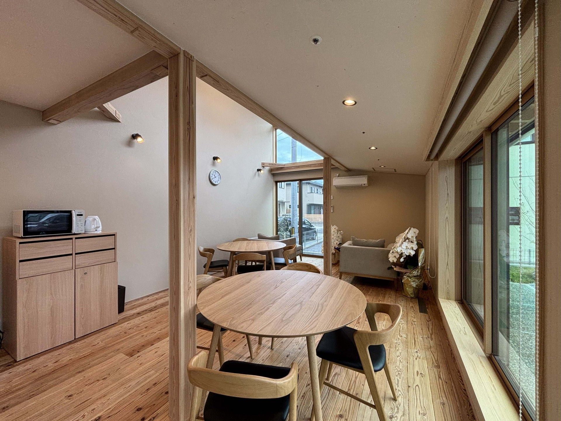 自然光が差し込む部屋