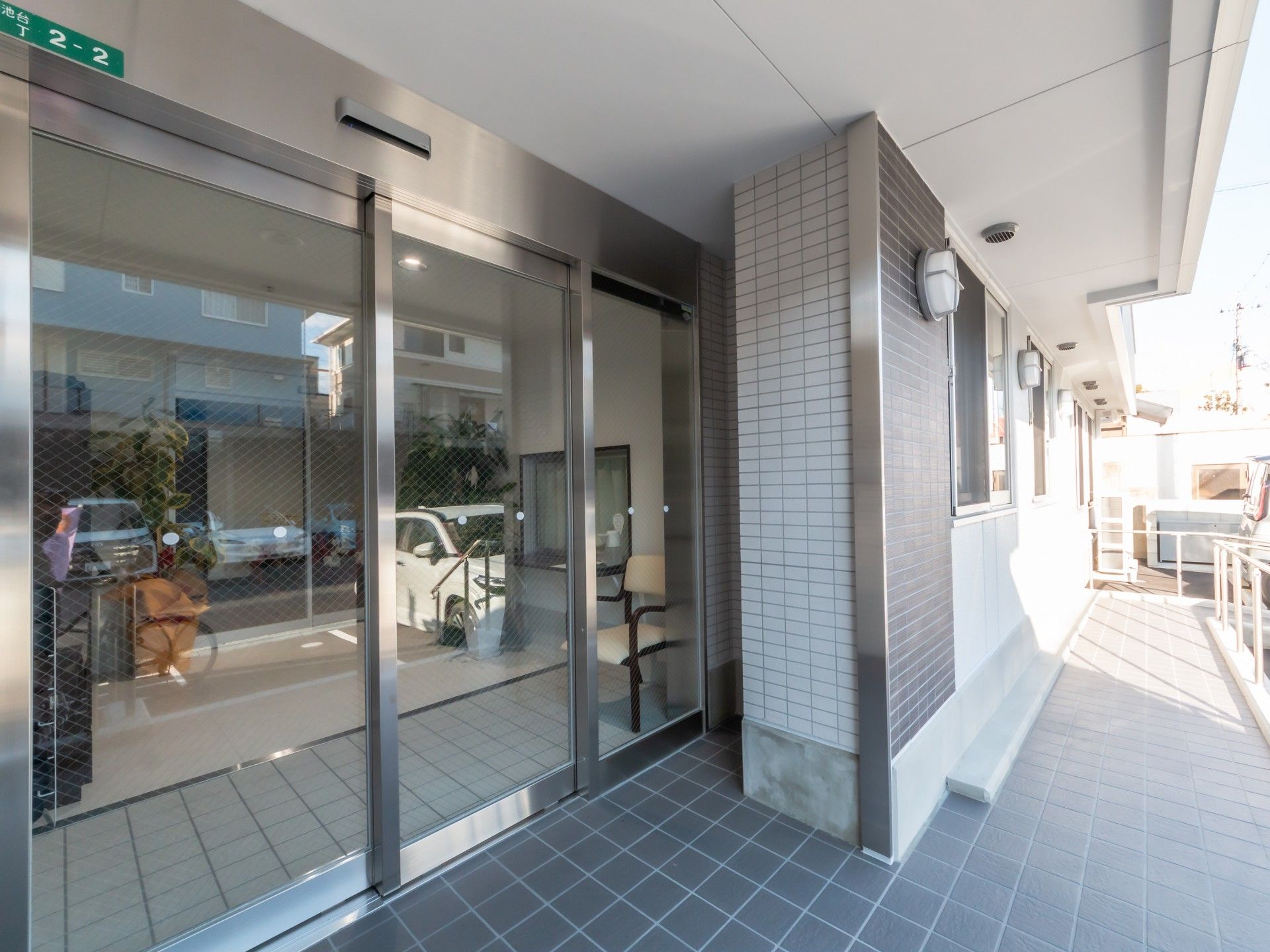 広いエントランス