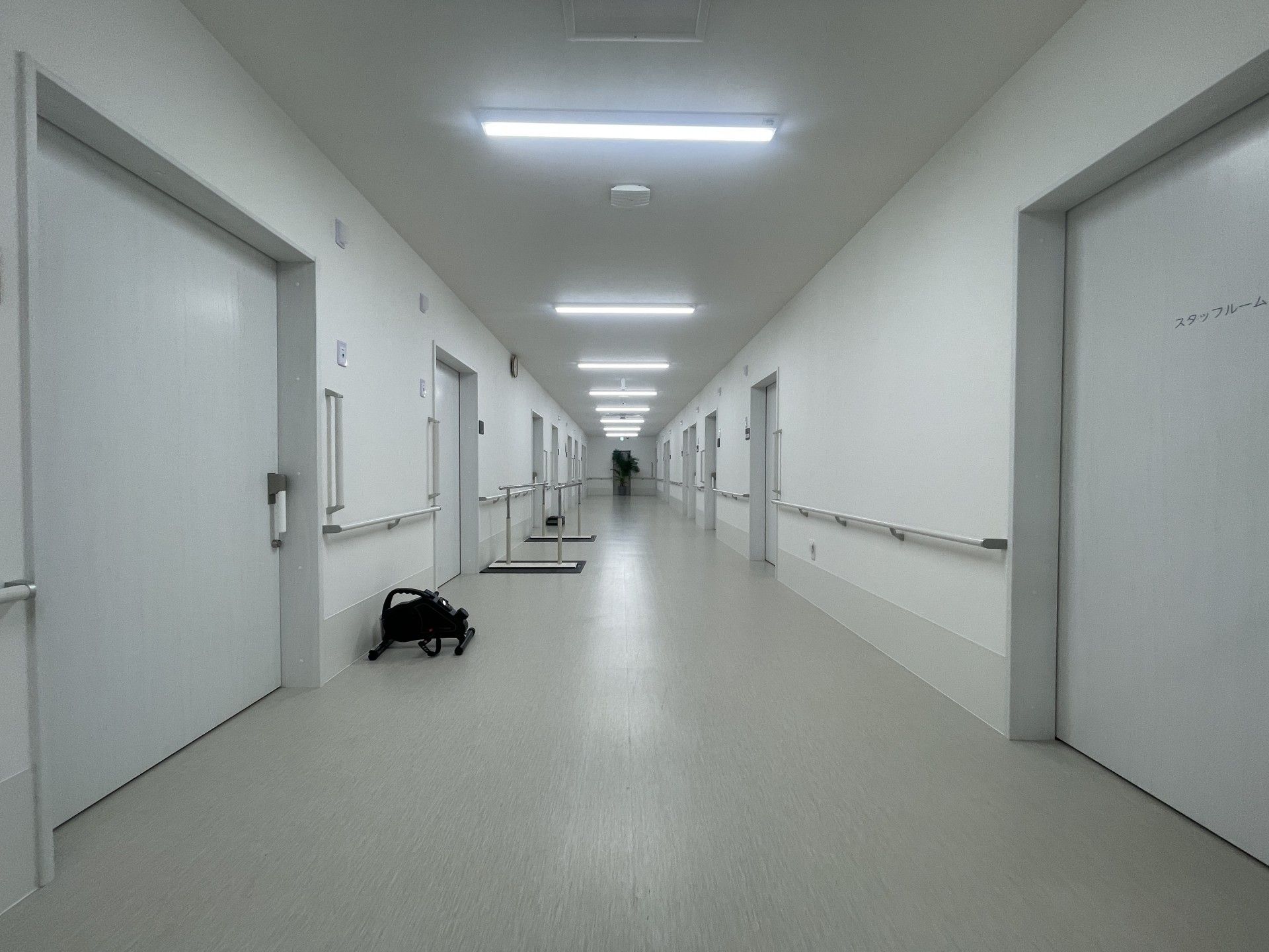 長い廊下