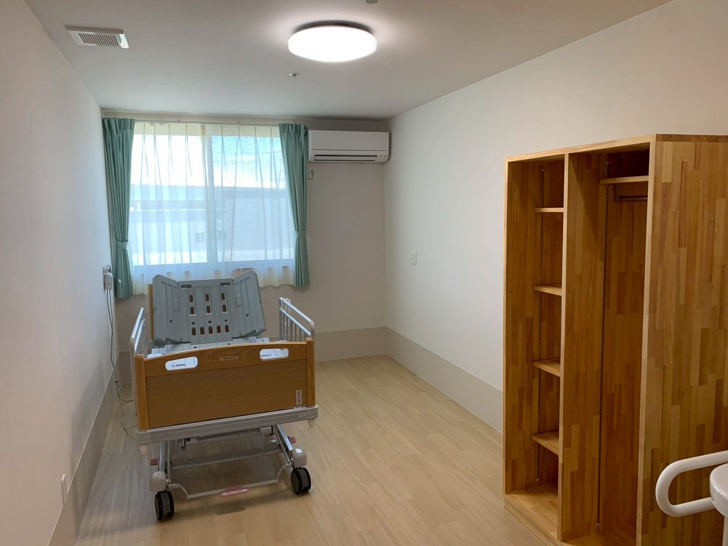 シンプルな個室