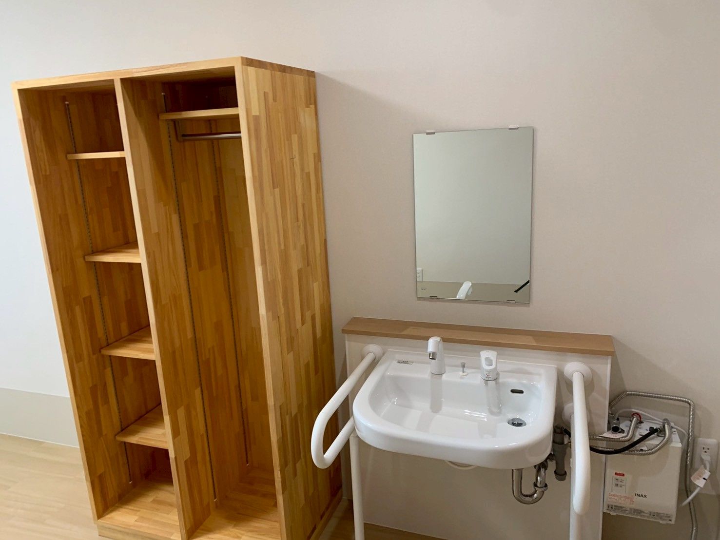 使いやすい洗面台と収納