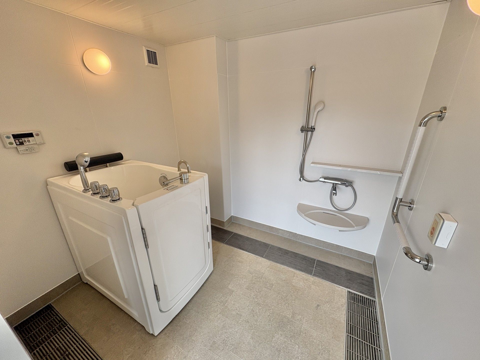 安全に配慮した浴室