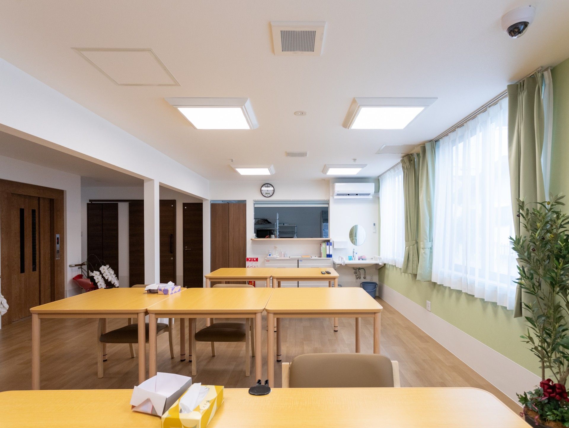 明るい共有スペース