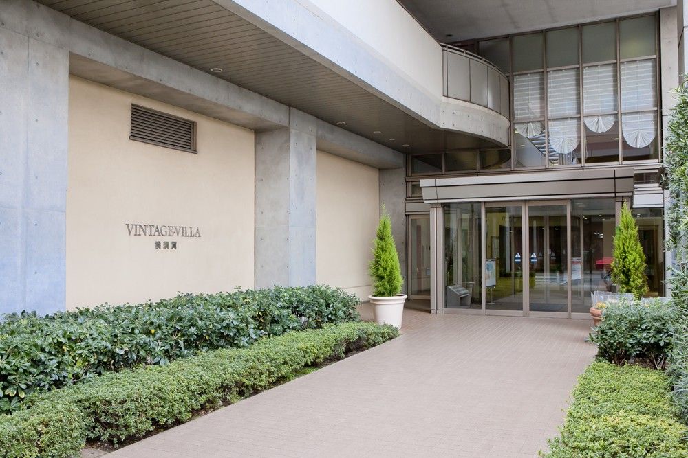 エントランスの外観