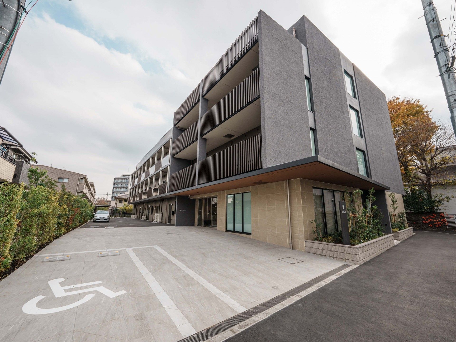 外観の駐車スペース