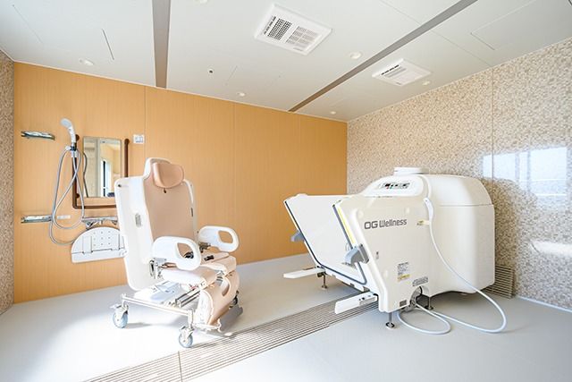快適な入浴設備の部屋