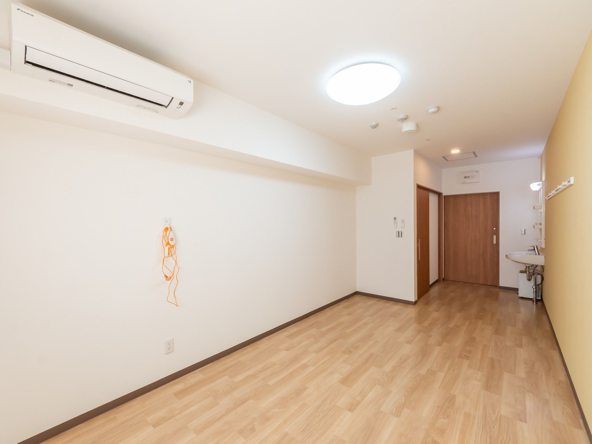 広い個室の居室