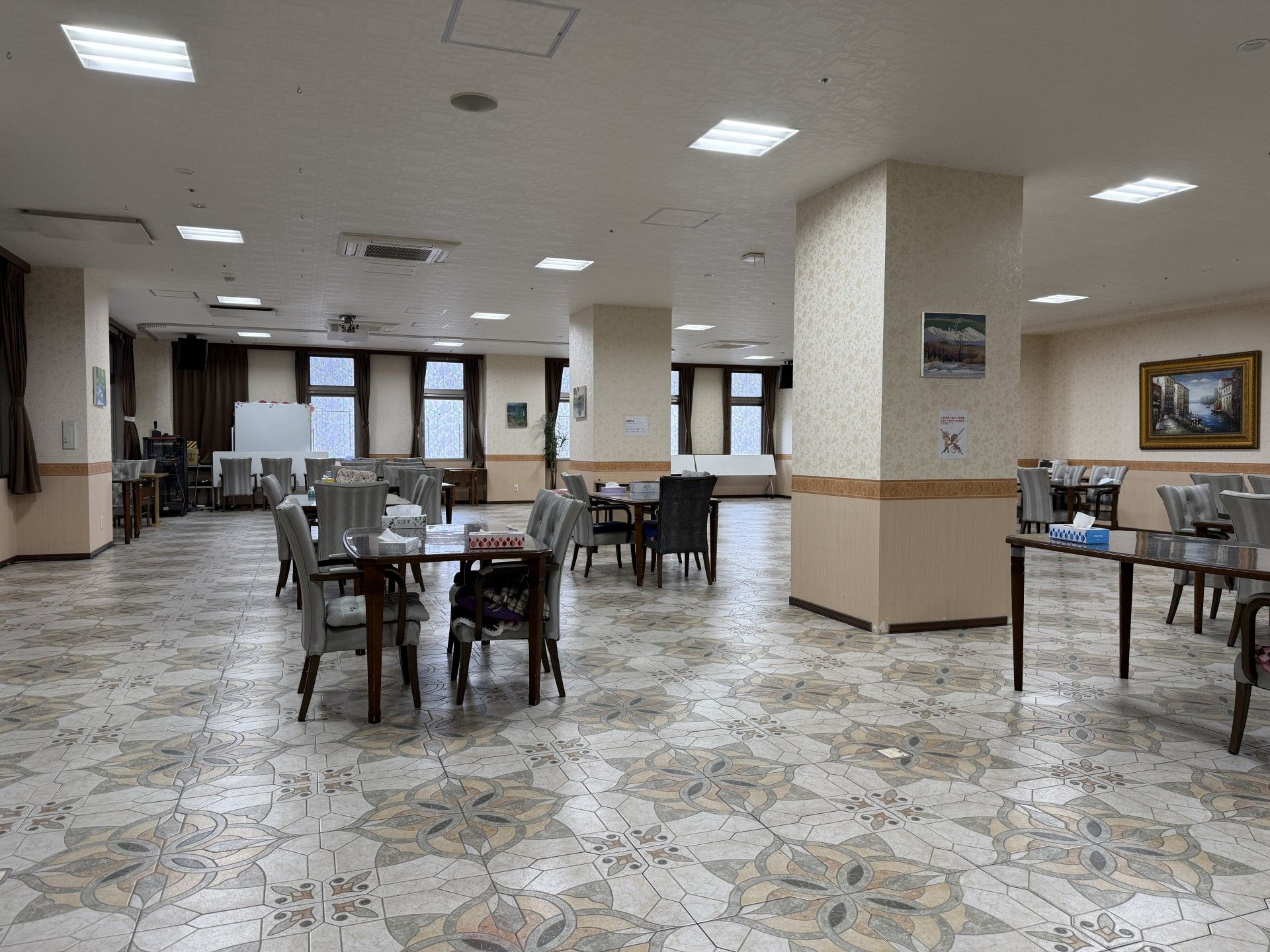 広々とした共有スペース