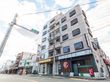 交差点に面した建物