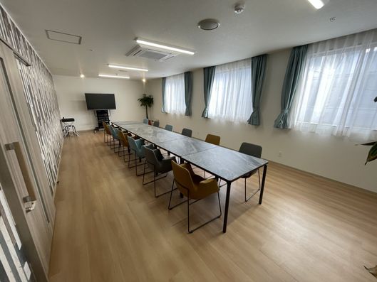 ラウンジ