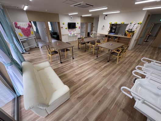 ラウンジ