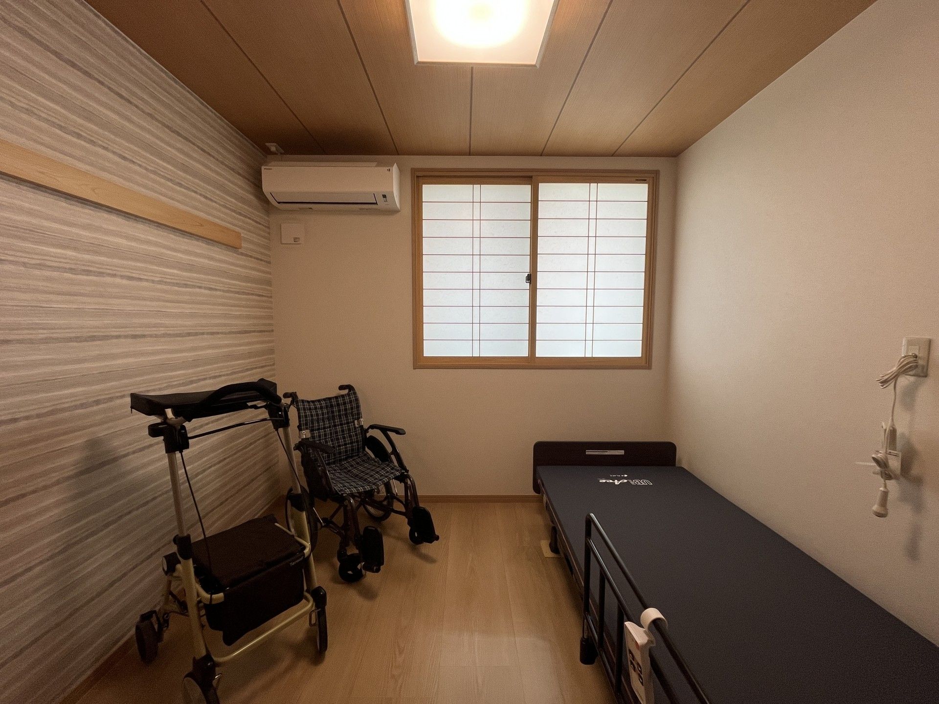 落ち着いた個室の様子