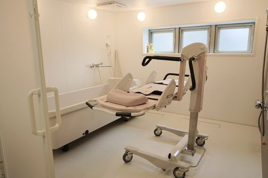 特定疾患、指定難病、重度障害・ガン末期の方のご入居可能！24時間の見守りがあり、認知症の方も安心してお過ごしいただけます
