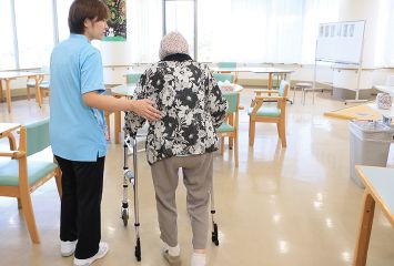 ケアスタッフと利用者の食堂