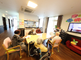 共用リビングの日常風景