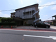 住宅街にある施設の外観